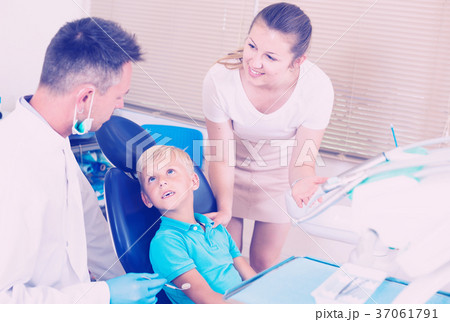 Female with boy are visiting dentist 37061791