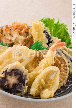 天ぷらの盛合せ 天ぷらの盛合せ 37066101