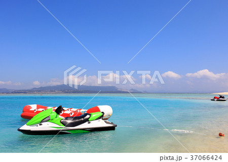沖縄の美しいビーチ 37066424
