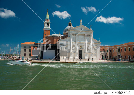 venice Church 37068314