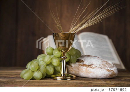 Sacrament of communion, Eucharist symbol Sacrament of communion, Eucharist symbol 37074692
