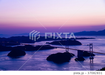 【瀬戸内しまなみ海道】来島海峡大橋　夕景 37082831