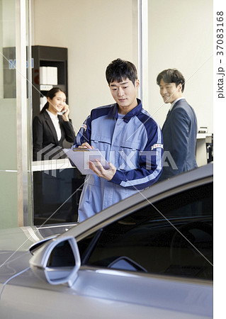 笑顔 微笑 微笑み 37083168