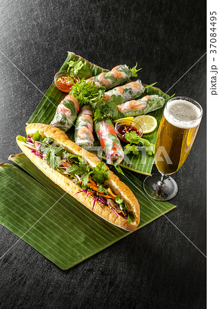 生春巻きとベトナム料理　Vietnamese variety 37084495