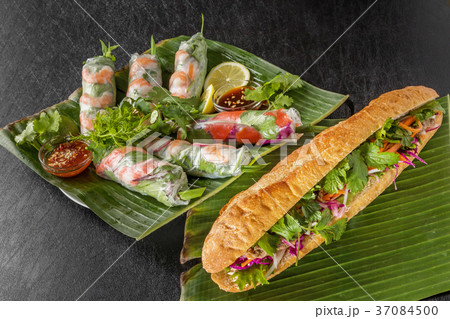 生春巻きとベトナム料理　Vietnamese variety 37084500