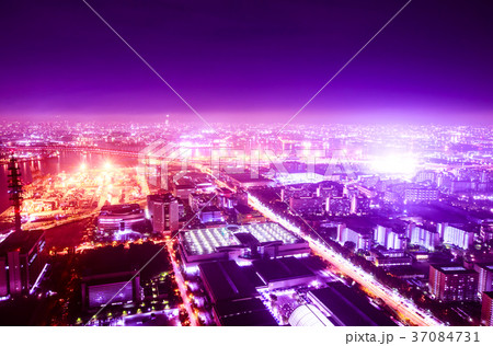 夜の街 イルミネーション 背景 夜の街 イルミネーション 背景 37084731