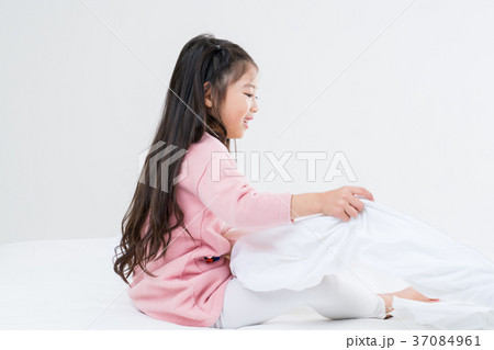 女の子 女性 女 37084961