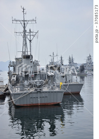 海上自衛隊・停泊中の駆逐艦 海上自衛隊・停泊中の駆逐艦 37085173