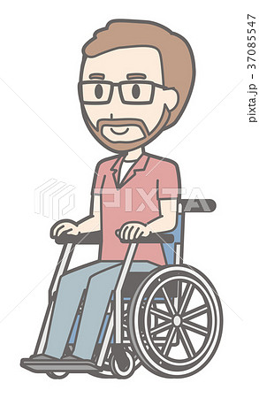 メガネをかけて髭を生やした男性が車いすに座っている メガネをかけて髭を生やした男性が車いすに座っている 37085547