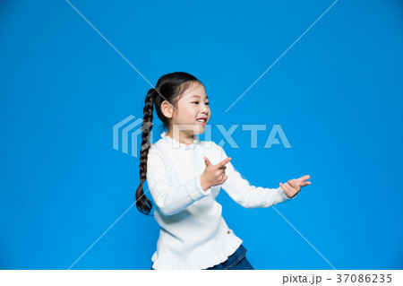 女性 女 女の子 37086235