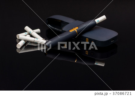Electronic heating cigarette Electronic heating cigarette 37086721