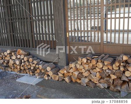 追分宿 民家の軒先 37088856