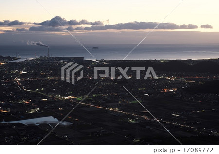 たそがれ 37089772