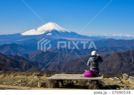 塔ノ岳山頂の景色 塔ノ岳山頂の景色 37090538