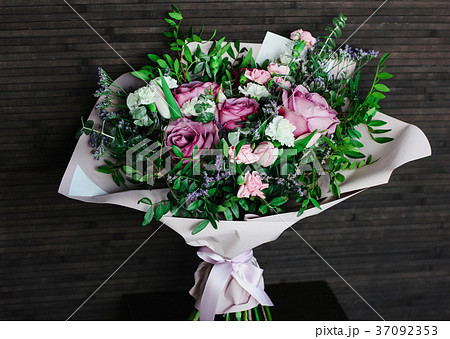 The beautiful bouquet of flowers in rustic style 37092353
