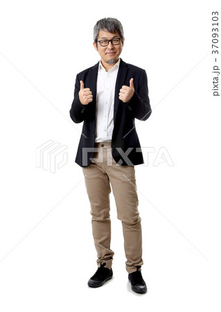 Asian Businessman Asian Businessman 37093103
