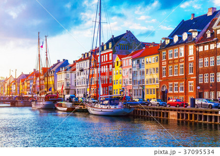 Nyhavn, Copenhagen, Denmark 37095534