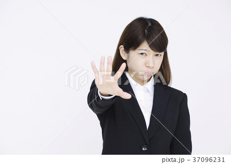若いビジネスウーマン 若いビジネスウーマン 37096231