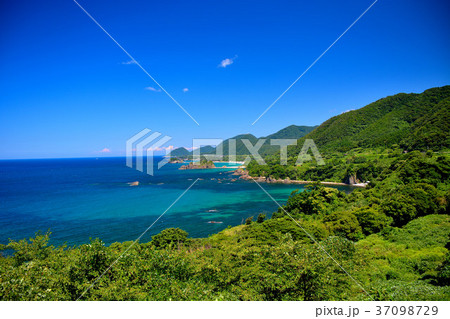 丹後松島の宝石のような海と美しい海岸線・京都府京丹後市(5) 丹後松島の宝石のような海と美しい海岸線・京都府京丹後市(5) 37098729