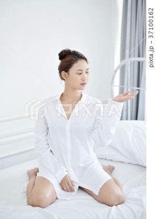 bed2 37100162