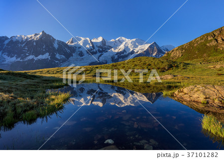 Mont Blanc massif in the French Alps 37101282