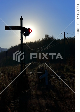北海道 南富良野 古い信号機のある風景 北海道 南富良野 古い信号機のある風景 37105221