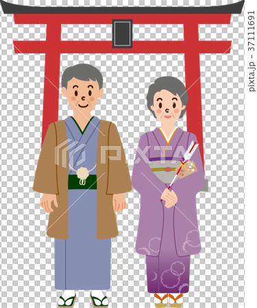 初詣をするシニア　鳥居 37111691