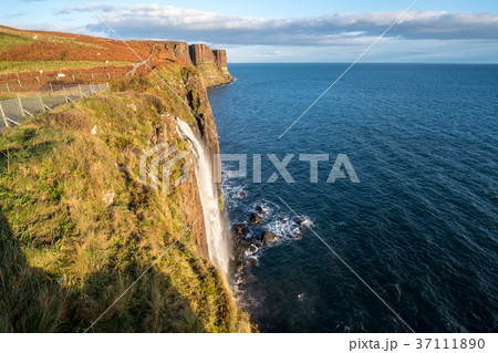Kilt Rock and Mealt Fall, Scottish Highlands 37111890