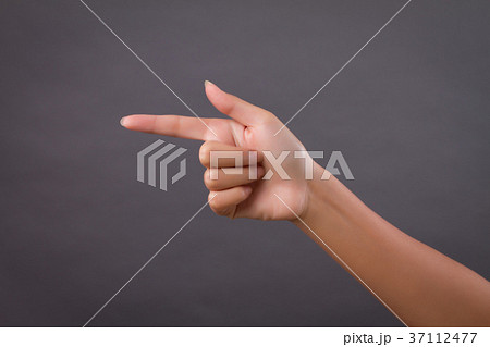 hand showing, pointing up finger 37112477