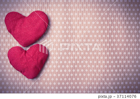 Colorful knitted hearts 37114076