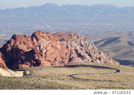 Red Rock Canyon in Nevada, USA 37116333