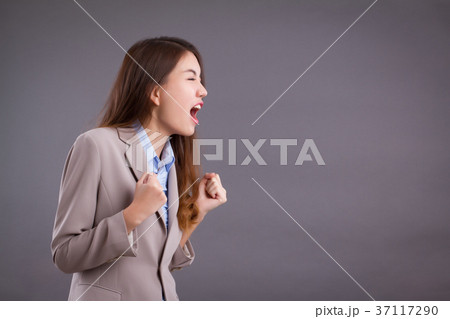 angry upset woman shouting, yelling 37117290