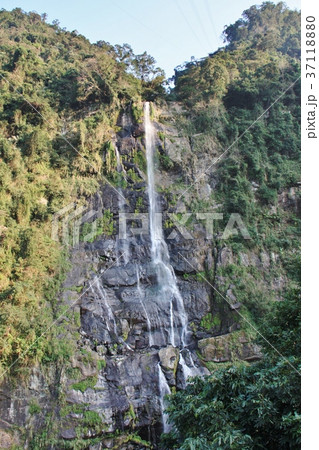 ウーライの滝 37118880