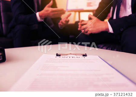 Contract documents are placed on the front desk 37121432
