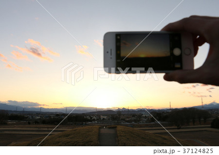スマートフォン撮影(夕日）　 37124825