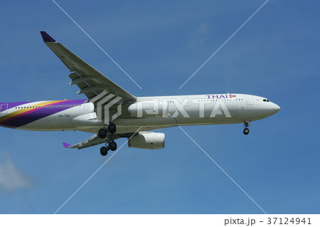 HS-TEN Airbus A330-300 of Thaiairway. 37124941