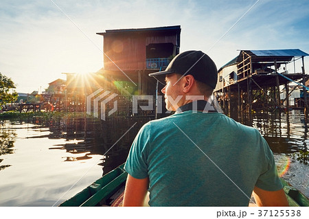 Traveler in the floating village 37125538