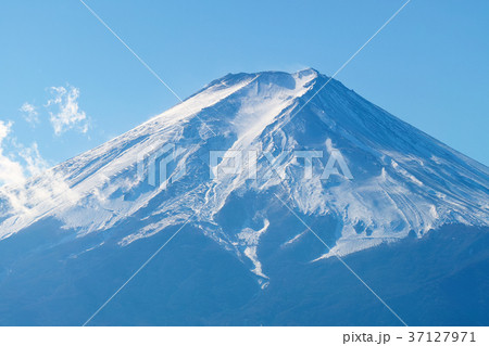 【富士山観光】新倉山浅間公園から見る富士山(冠雪部アップ) 【富士山観光】新倉山浅間公園から見る富士山(冠雪部アップ) 37127971