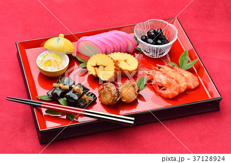 正月の、おせち料理、お節料理、正月料理、季節行事、祝い膳。 37128924