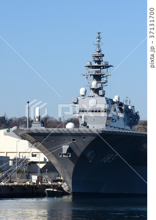 護衛艦いずも 37131700