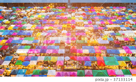 Multiple colour flea market top view 37133114