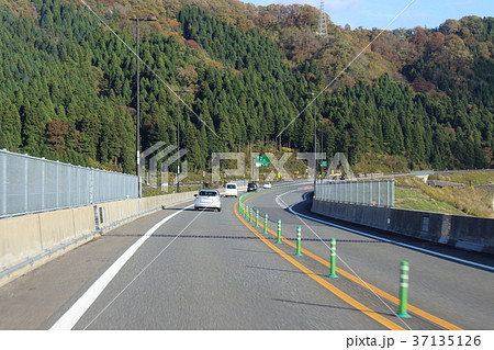 中部縦貫自動車道 37135126