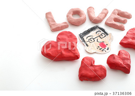ハートとお父さんのバレンタイン 37136306