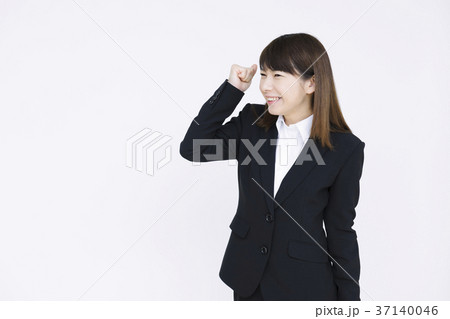 若いビジネスウーマン　 37140046