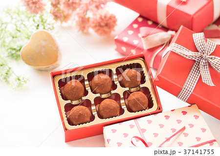 プレゼント・Chocolate Box  37141755