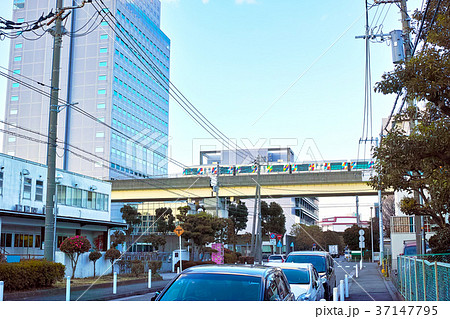 横浜金沢産業団地 第9ブロックからAGTの軌道と横浜金沢ハイテクセンタービルが見える風景 materials digitalstage