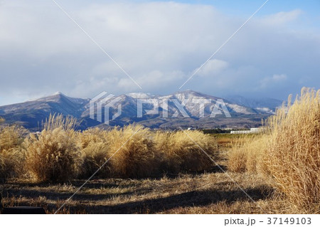 山上の多重塔から赤城山を望む 山上の多重塔から赤城山を望む 37149103
