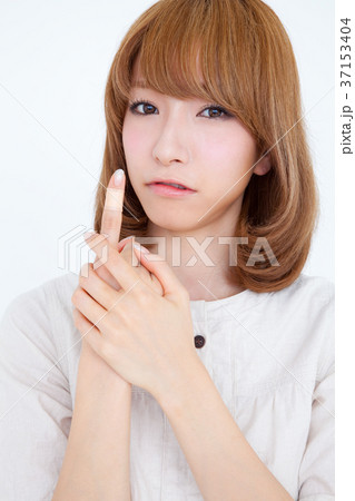 女性　ポートレート 37153404
