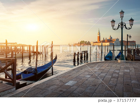Gondolas and San Giorgio 37157777