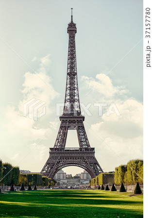 Eiffel Tower Sepia 37157780